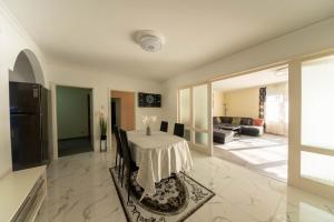 Panorama Danube View 3BR Balcony Garage AC