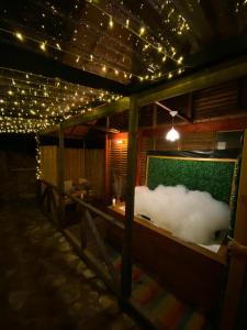 Glamping de lujo Jacuzzi, Sauna y Vista a la Montaña