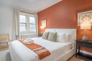 4BR Penthouse - Parking - 2 King & 2 Queen