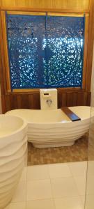 Wonderful private villa with pool with beautiful views of the rice fields