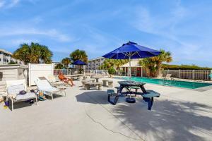 Plantation East #4113