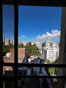 Check and Home - Yrigoyen - 3 Huéspedes en el Centro