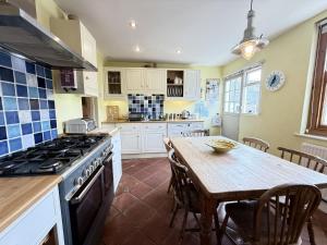 Seabreeze in the heart of St Ives, minutes from Harbour & Beaches