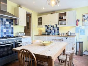 Seabreeze in the heart of St Ives, minutes from Harbour & Beaches