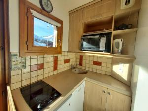 Studio lumineux à Plagne Villages, balcon, proche pistes et commerces - FR-1-351-64