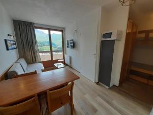 Appartement cosy au cœur de Plagne Soleil, accès direct pistes, 5 pers, balcon, casier à ski - FR-1-351-132