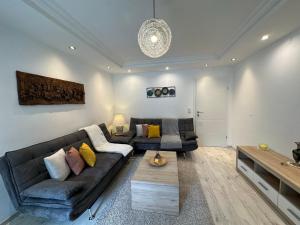 Homey Haven near Hauptbahnhof with parking extra