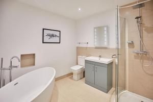 Host & Stay - Swift View