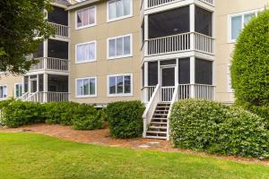 Port O Call C104 - Beautiful Ocean Walkout!