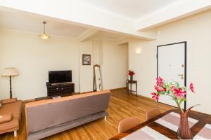 Luxury Apartments at the foot of the Acropolis Hill