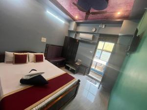 PANMOZHI RESIDENCY-luxury comfort stay