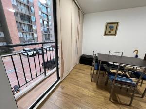 Moderno apartamento frente a viva mall