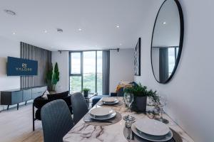 Luxury 1BR Self Check-in 10Mins to City Centre