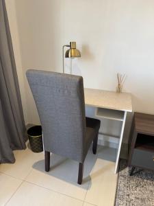 Modern Apartment - Home away from home