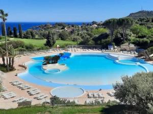 Sublime 5 étoiles T3-6 pers-cap esterel vue mer parking