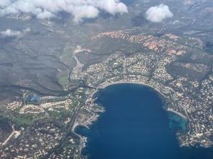 Sublime 5 étoiles T3-6 pers-cap esterel vue mer parking