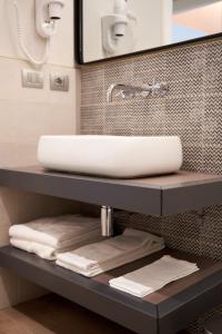 CA San Cristoforo Apartments & Suites