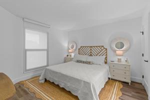 New Listing! Shipwatch 206A - Coastal Luxury View!