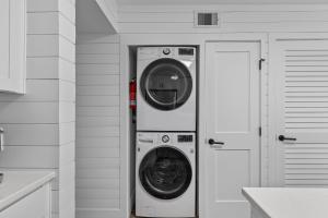 New Listing! Shipwatch 206A - Coastal Luxury View!