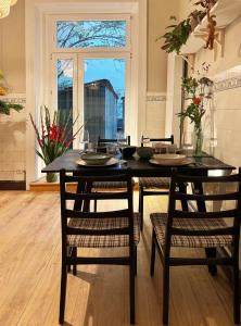 Charmante Altbauwohnung am Park und Messe