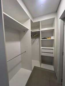 Stylish 2 bedroom apt in Molas Lopez