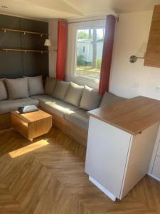 Chez Maya 2 chambres dont suite parentale et 2 salles de bain dans camping 4 étoiles