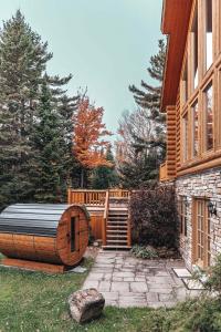 5-Bedroom Getaway with Sauna, BBQ, and Game Room