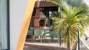 Moonlight Villa by LovelyStay