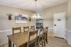 Boat Truman and Lake of the Ozarks Country Getaway!