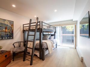 Le Petite Alps l 2BR Condo with Private Patio