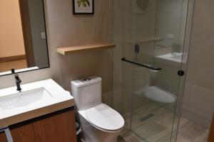 Modern NEW apartment in Urdesa Central