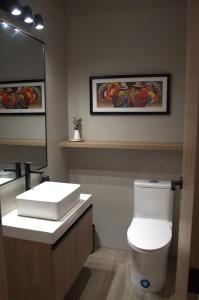 Modern NEW apartment in Urdesa Central