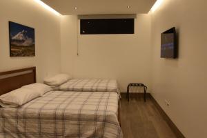 Modern NEW apartment in Urdesa Central