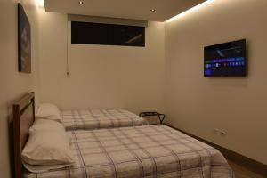 Modern NEW apartment in Urdesa Central