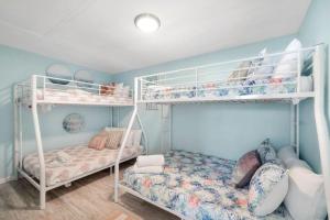 Cozy Beach Home With Gameroom Near Sea Isle Marina