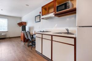 Woodspring Suites Huntsville Madison
