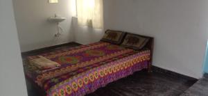 Six Face Guest House