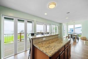 Galveston Bay Front Home with Private Pool and Pier