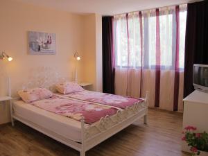 3 star pansion Guest House Lefterova Kotel Bulgaaria