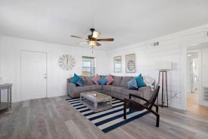 Cute beach house with large deck and fire pit, close to the beach