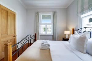 Best of Both Worlds Gorgeous Villa near Beaches