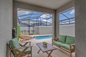 Top House with Private Pool and Resort