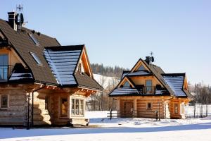 Jagodowa Osada - domki z balią z hydromasażem blisko term