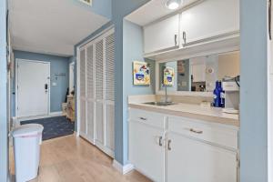 Shore Dr Sunset Retreat