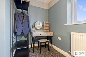 Ruths House With Parking