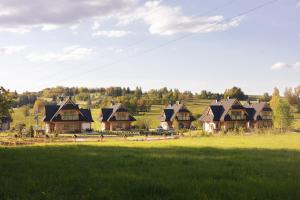 Jagodowa Osada - domki z balią z hydromasażem blisko term
