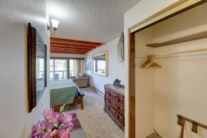 Steps to Otter Crest Beach Studio with Resort Perks