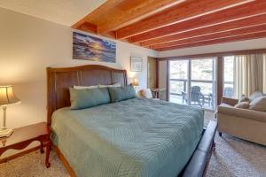 Steps to Otter Crest Beach: Studio w Resort Perks