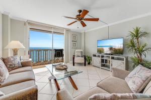 New listing! Direct oceanfront condo with private balcony overlooking the pool and beach