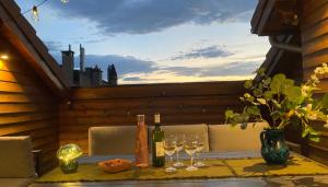 Le Rooftop Loft premium 3 chambres avec terrasse & parking en centre-ville de Saint-Étienne